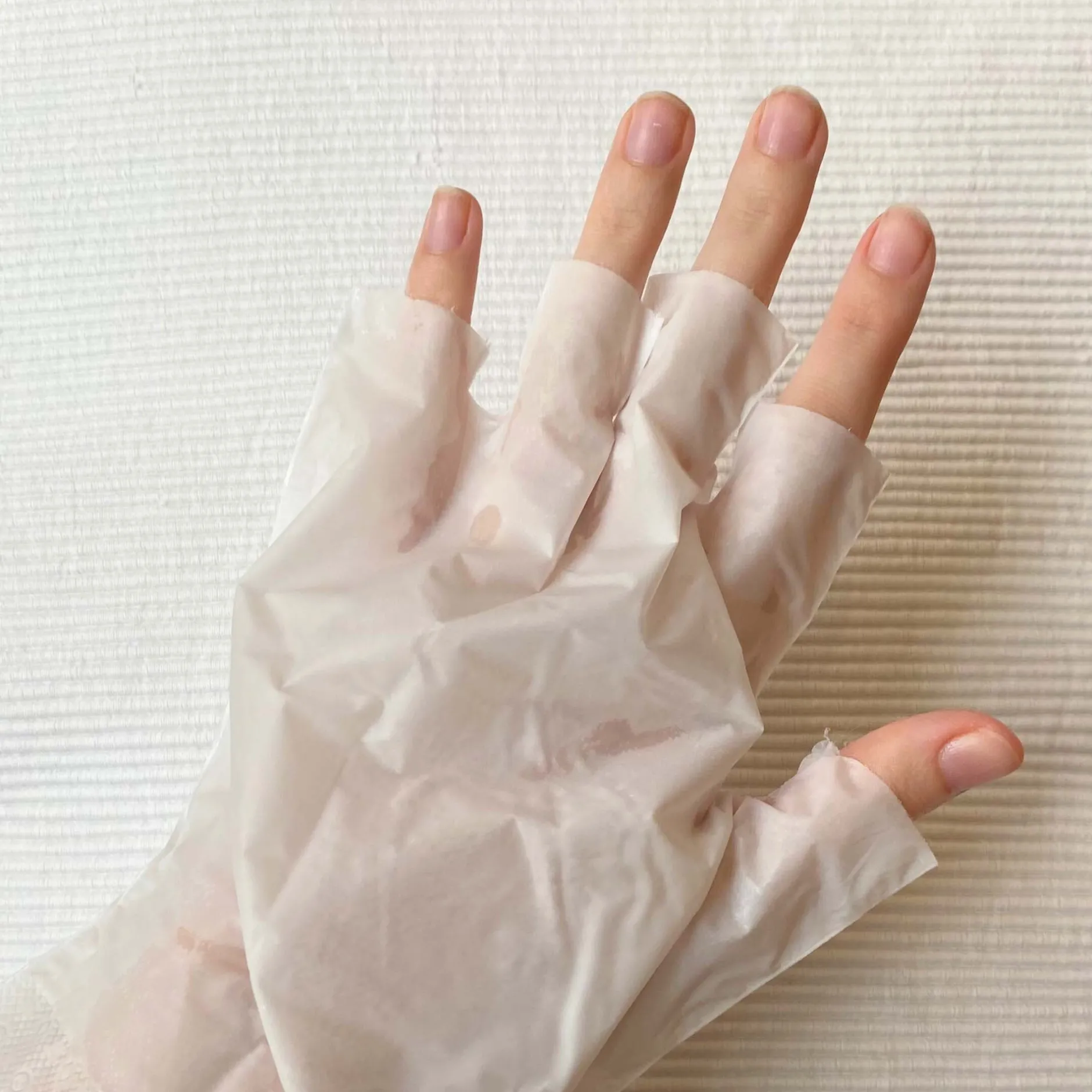 BeautyPro Hand Therapy Hydrating Hand Gloves Outlet