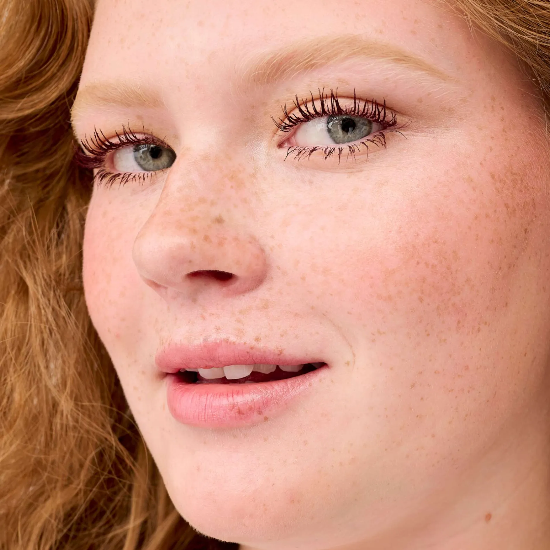 benefit BADgal Bang Mascara Wild Plum 8.5g Clearance