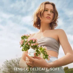 Cacharel Anais Anais L'Original Eau de Toilette Spray 100ml Hot