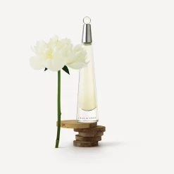 Issey Miyake L'Eau d'Issey Eau de Toilette Spray 100ml Outlet