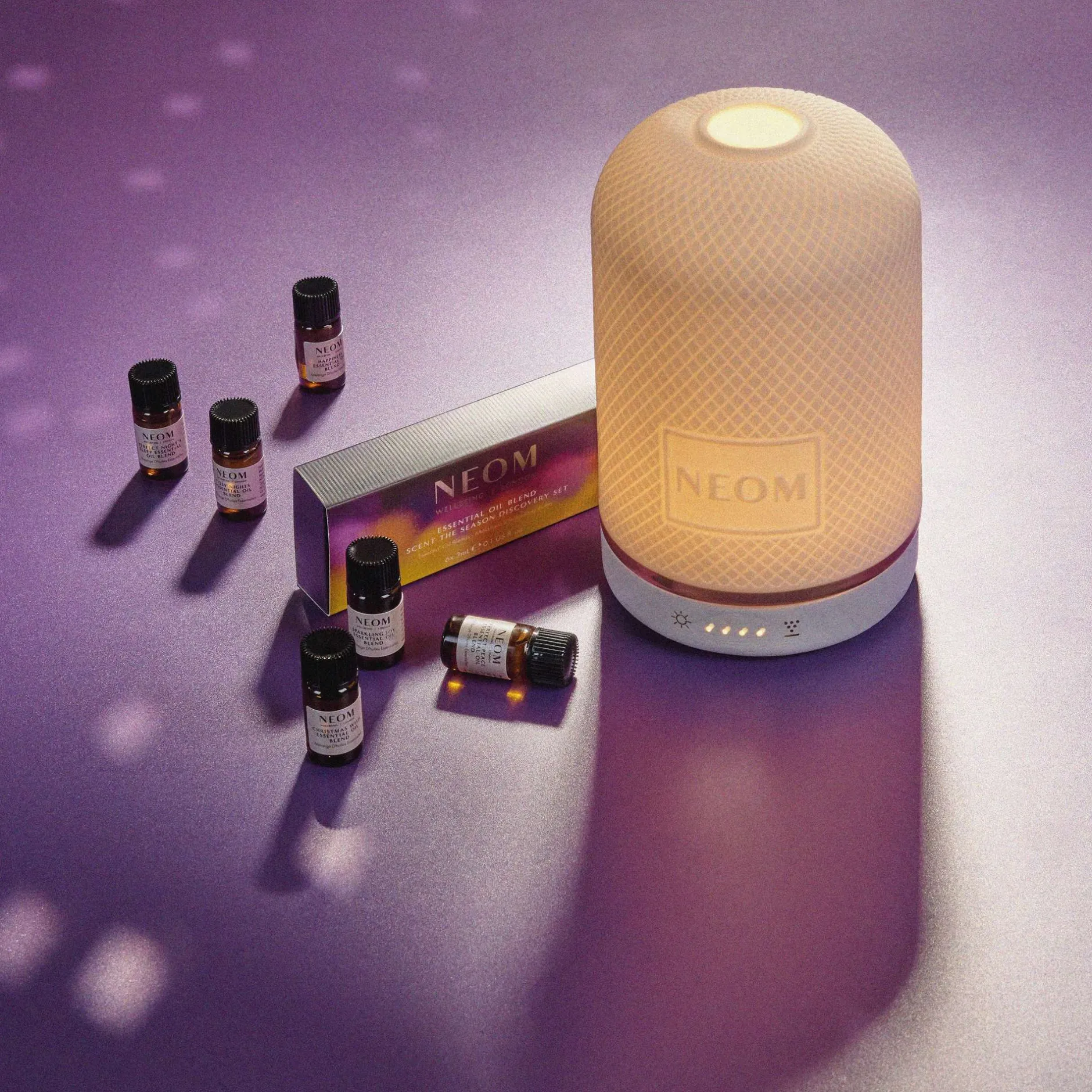 Neom Wellbeing London Essential Oil Blend Scent Scent The Season Discovery Set Online