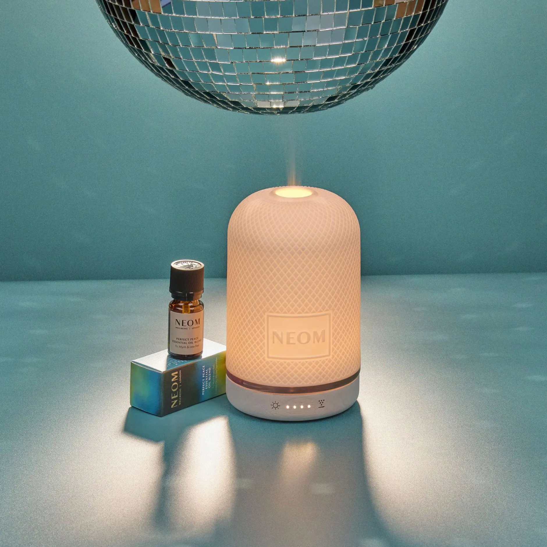 Neom Wellbeing London Perfect Peace Essential Oil Blend 10ml New