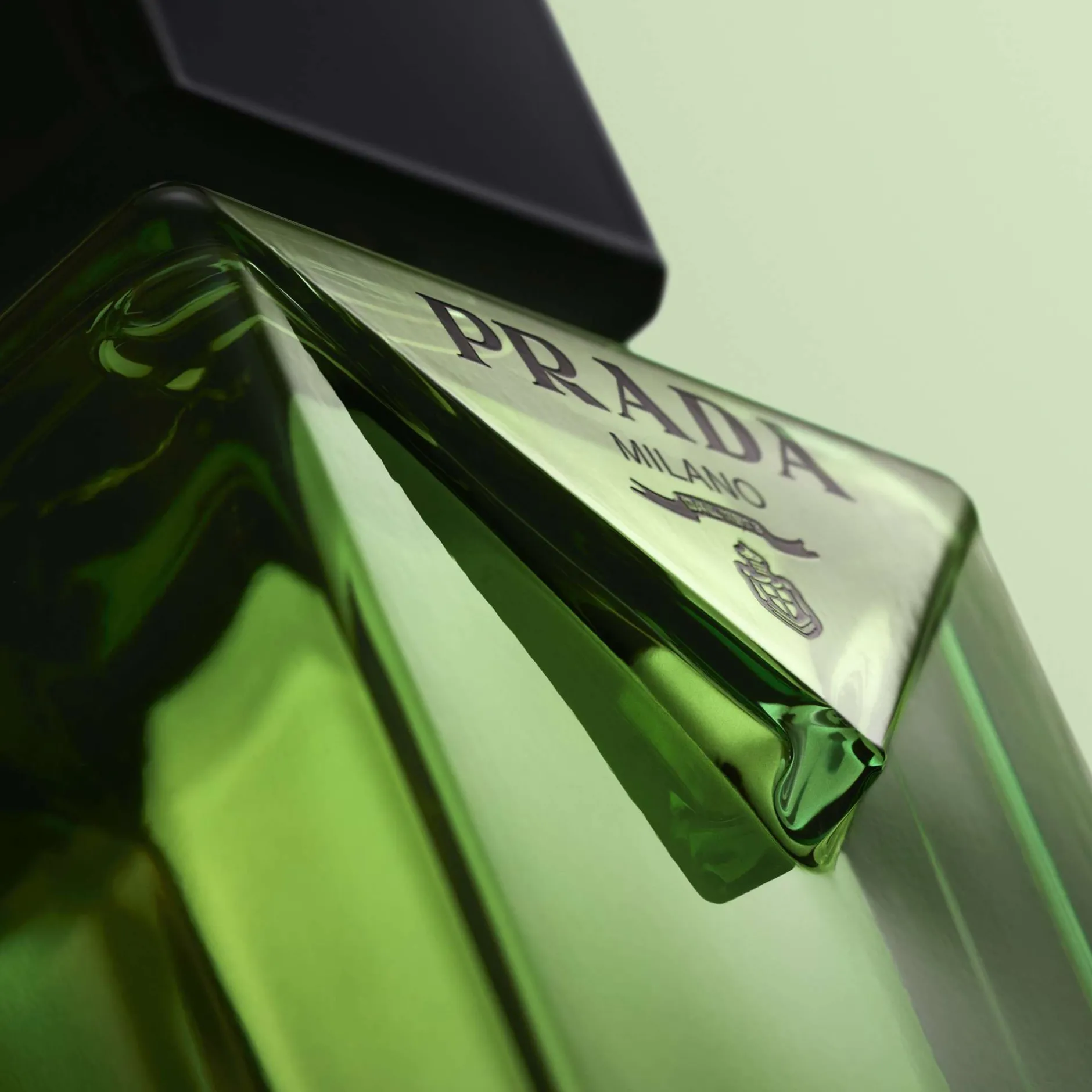Prada Paradigme Eau de Parfum Spray 50ml Outlet