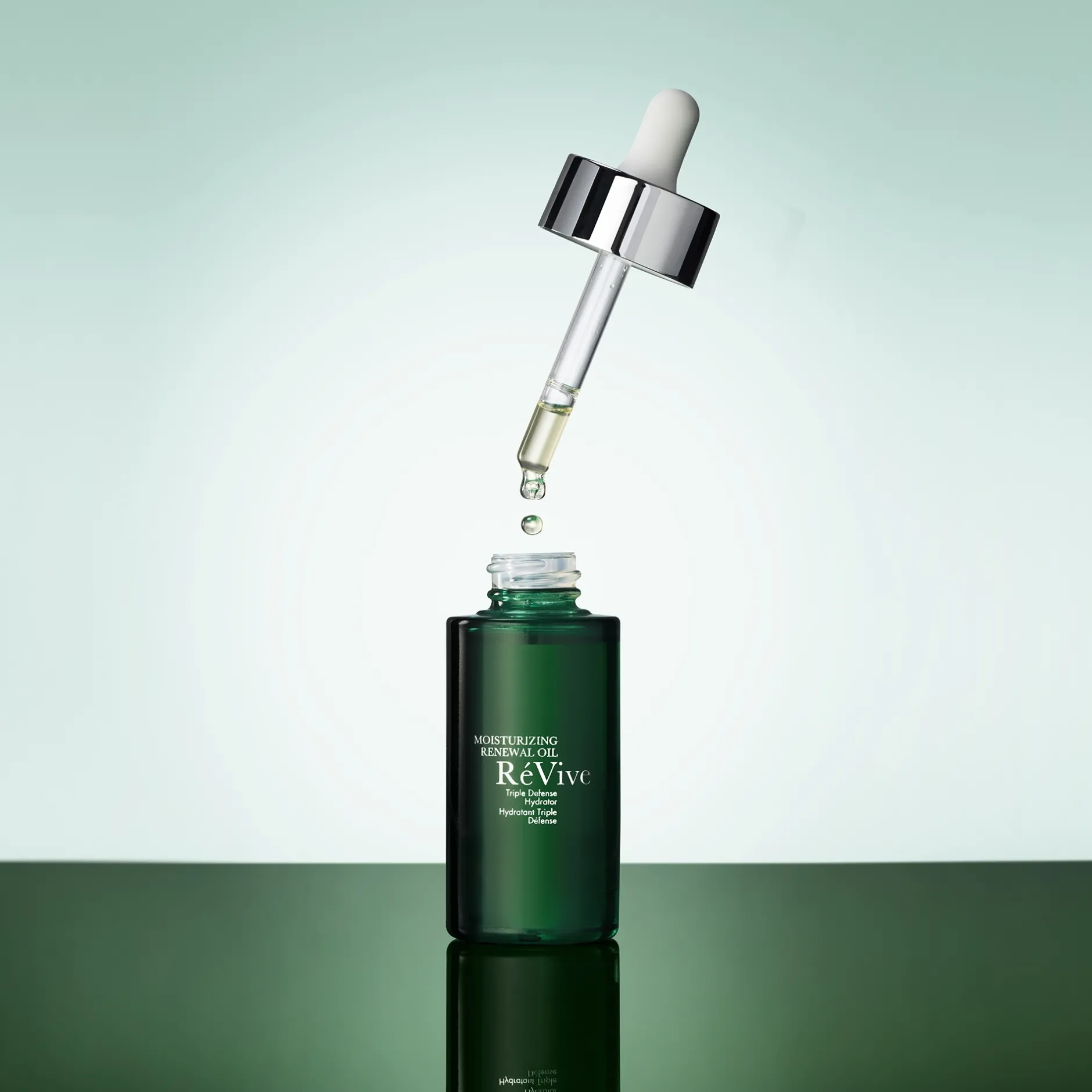 RéVive Moisturisers Moisturizing Renewal Oil 30ml Hot
