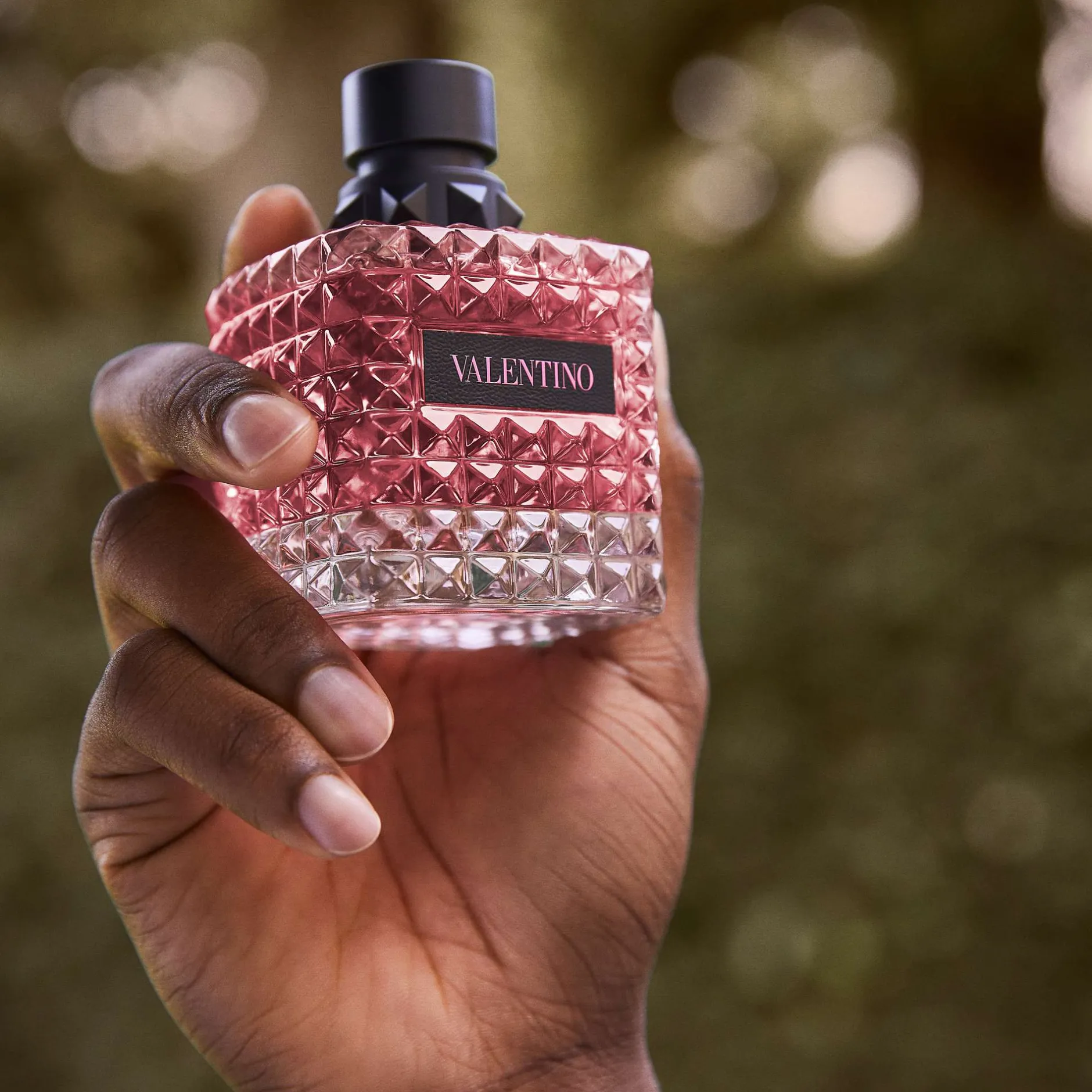 Valentino Donna Born In Roma Eau de Parfum Spray 50ml Sale